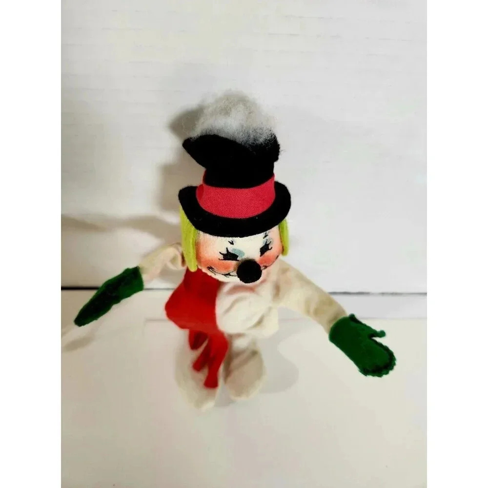 Vintage Annalee Sitting Snowman Figure Mittens Scarf Cute Vintage 1970s - Picture 3 of 7